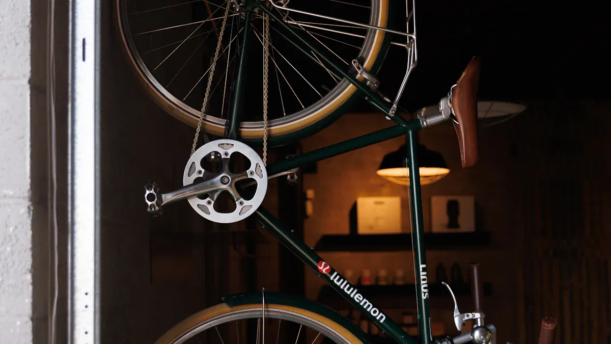 Lugged Frame Aesthetics