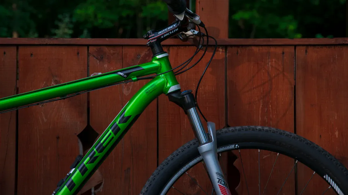 MOUNTAIN BIKE FRAME PRICE ANALYSIS BY BRAND