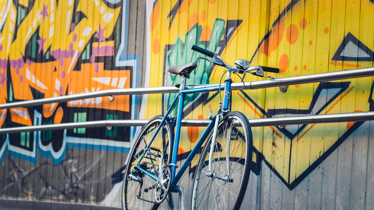 Custom Paint Jobs in Cycling