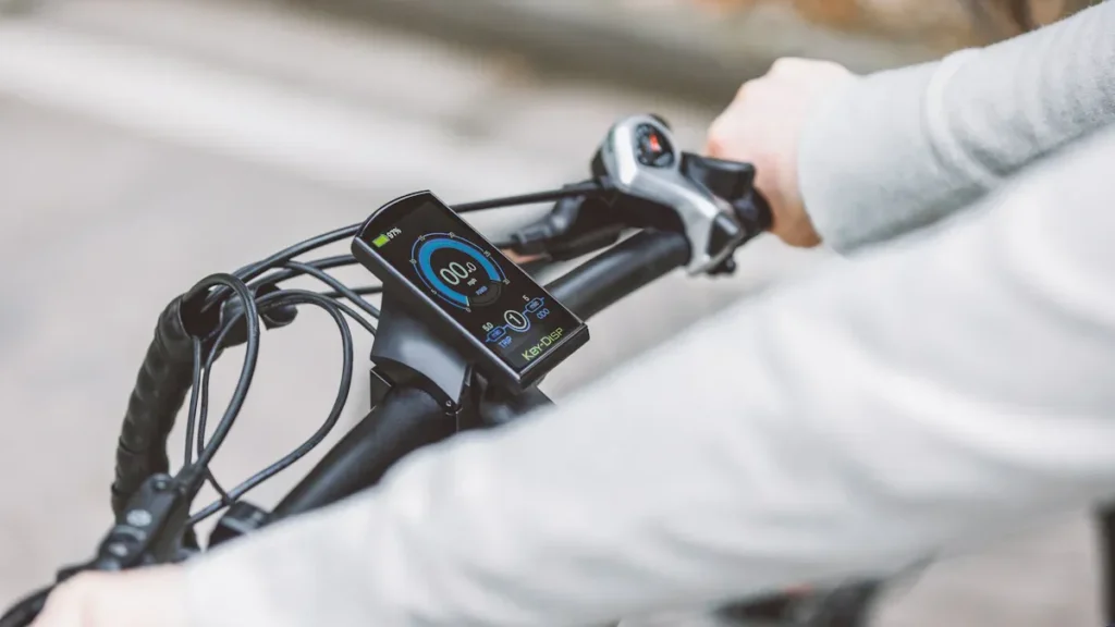 Top Smart Bike Frames for Indoor Cycling in 2025